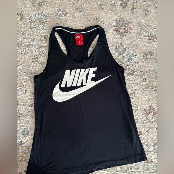 Nike Tank - Picture 2 of 3
